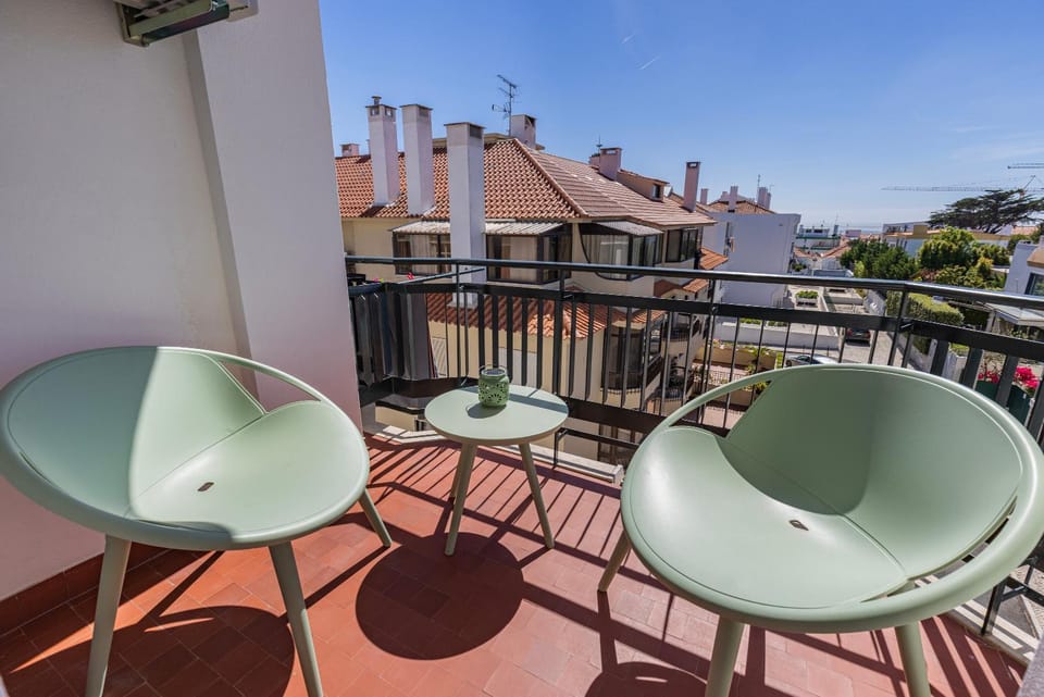 View (from property/room), Balcony/Terrace, City view