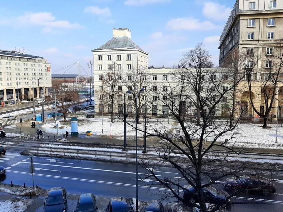 Property building, Neighbourhood, Street view, Location