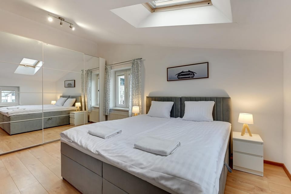 Bed, Other, Photo of the whole room, Bedroom, wardrobe