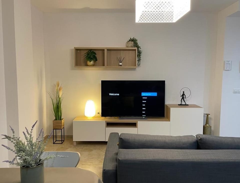UIM Mediterraneo Felipe 6 Wifi Apartment in Port de Sagunt