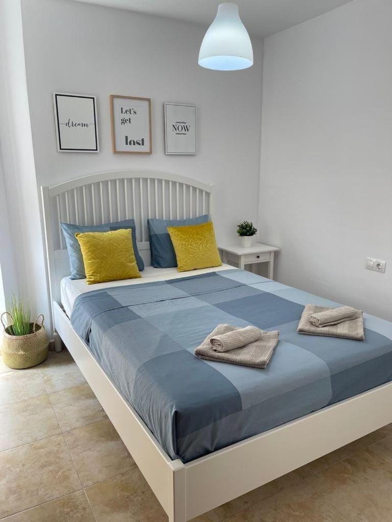 UIM Mediterraneo Felipe 6 Wifi Apartment in Port de Sagunt