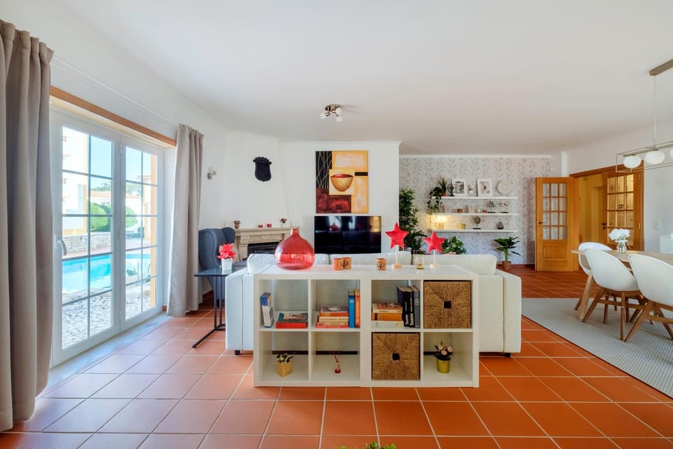 Apartamento T3 Praia D'el Rey Apartment in Amoreira