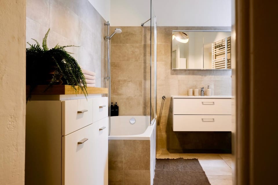 Shower, Bathroom