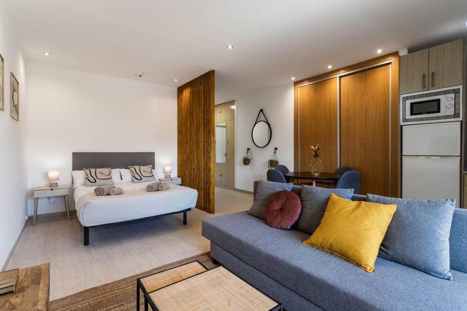 Bed, Living room, minibar, wardrobe