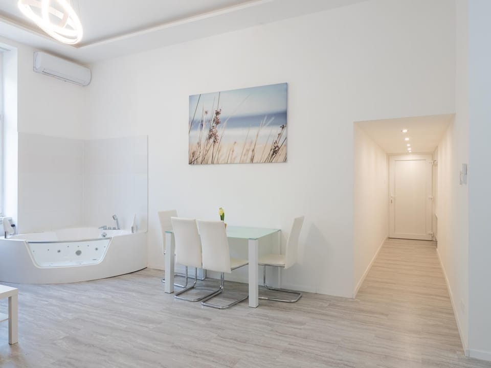 Living room, air conditioner