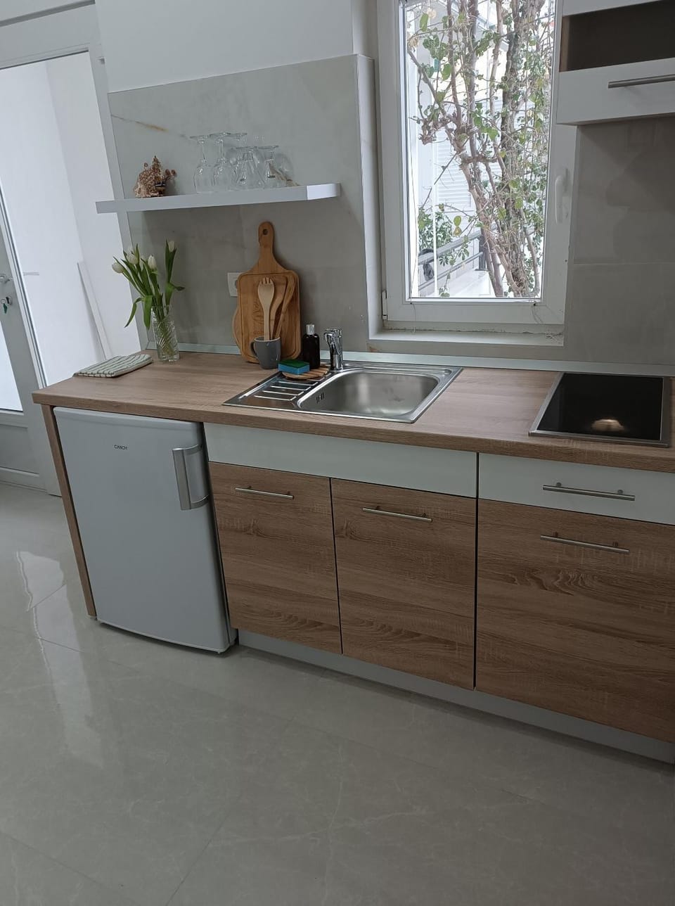 Kitchen or kitchenette