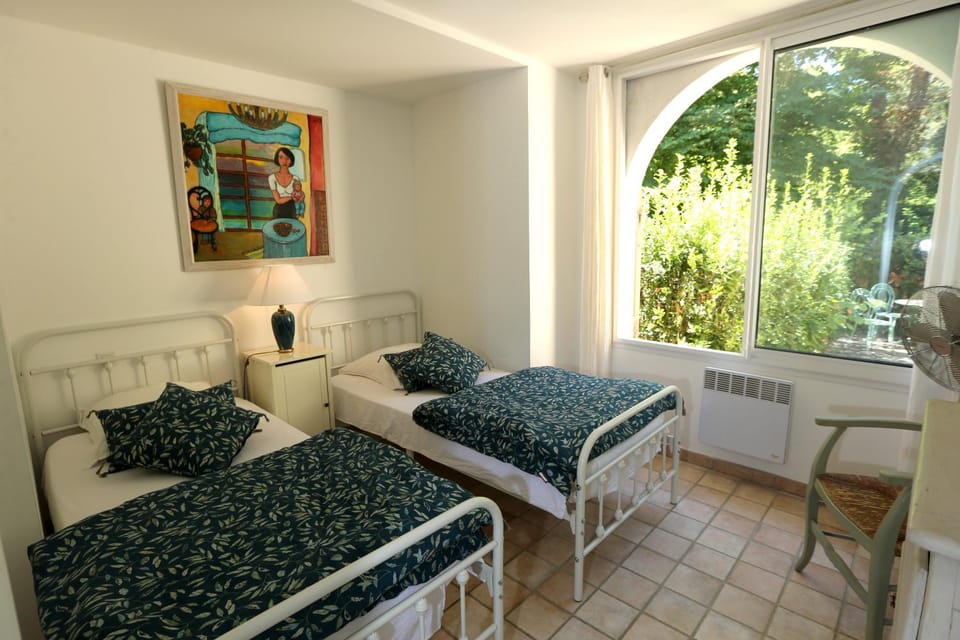 Le clos de la tour cassis piscine chauffée Villa in Cassis