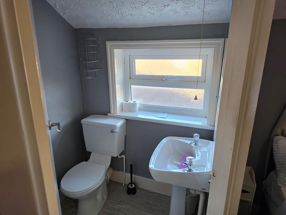 Toilet, Bathroom