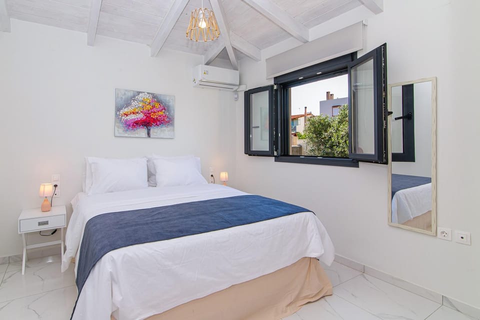 Bed, Bedroom, air conditioner
