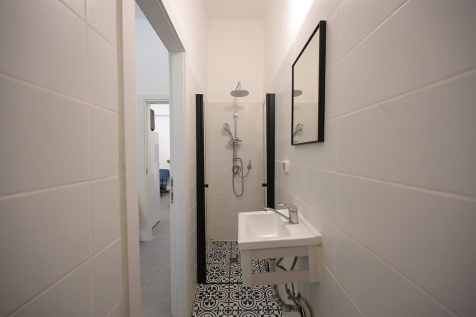 Shimi's Place - 1 Bedroom Apartment - By Vacay Apartment in Tel Aviv-Yafo