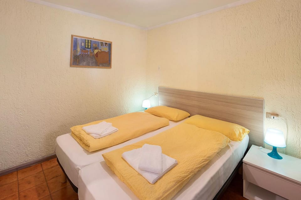 Property building, Living room, Bedroom