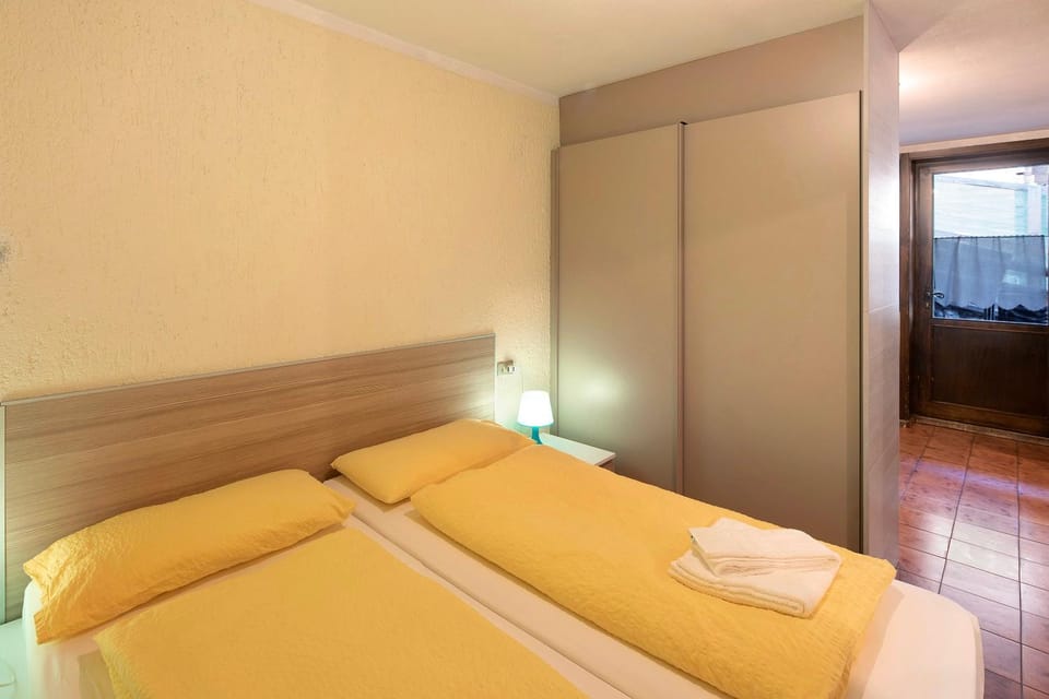 Property building, Living room, Bedroom