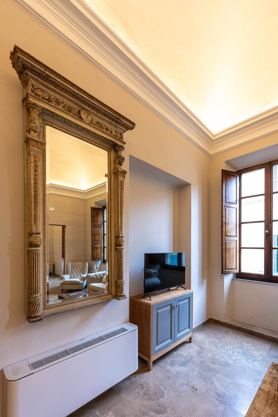 TV and multimedia, Living room, Seating area