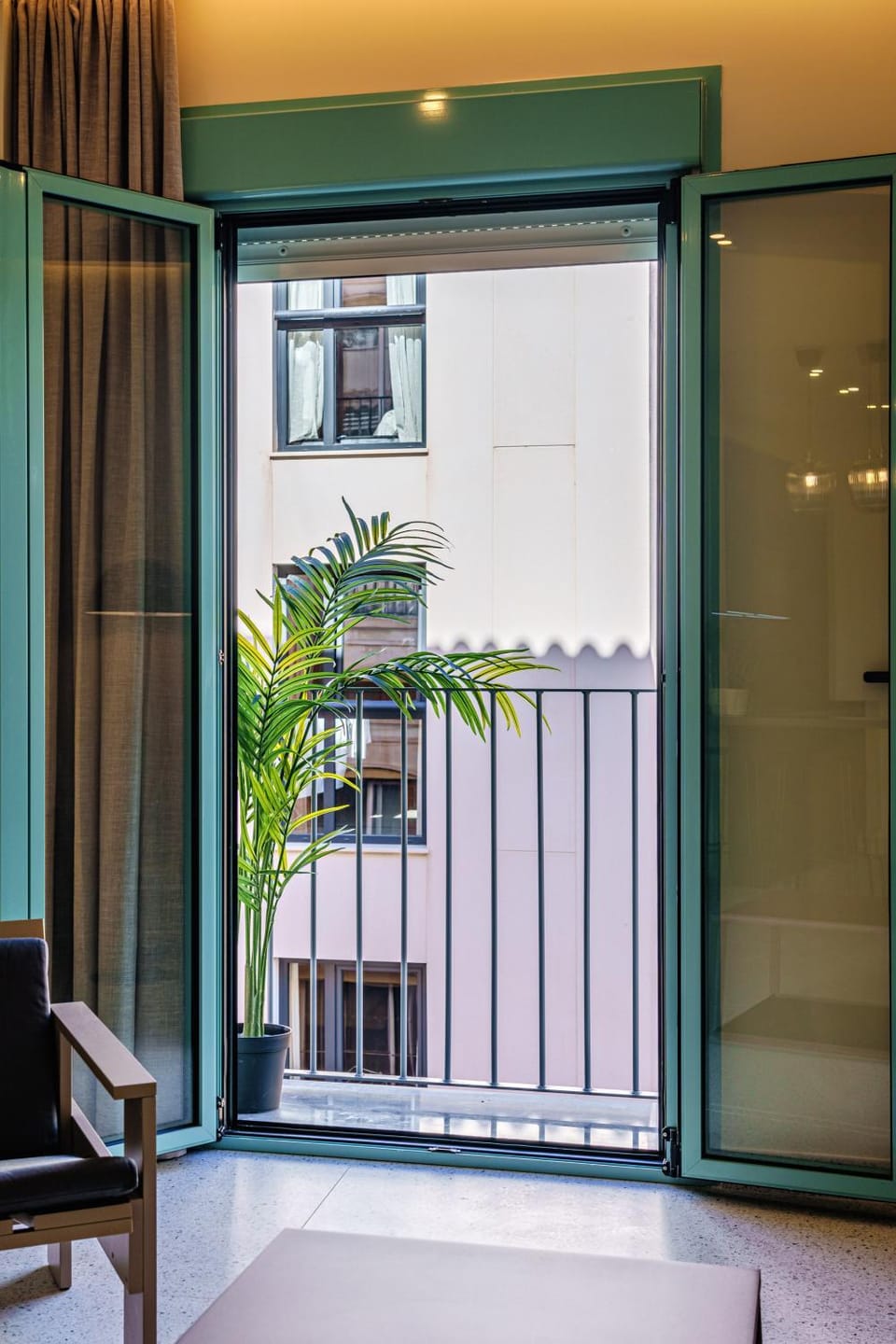 Facade/entrance, Balcony/Terrace, Living room
