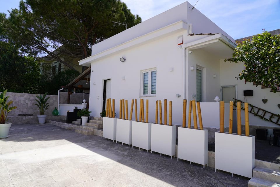 Property building, Day