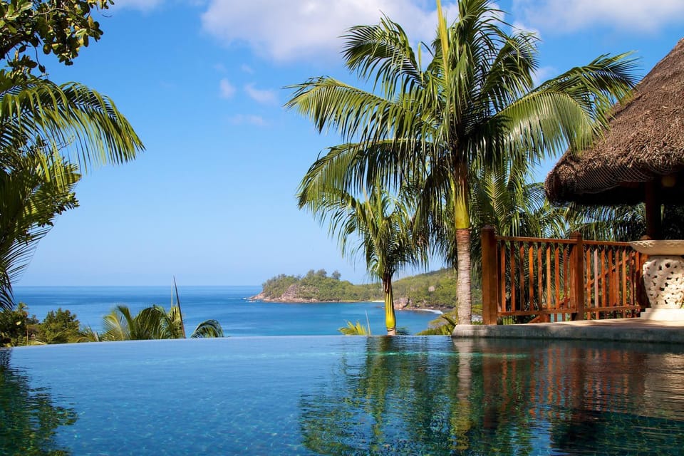 View (from property/room), Swimming pool, Swimming pool