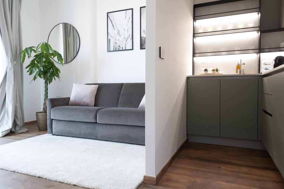 Kitchen or kitchenette, Living room, Seating area