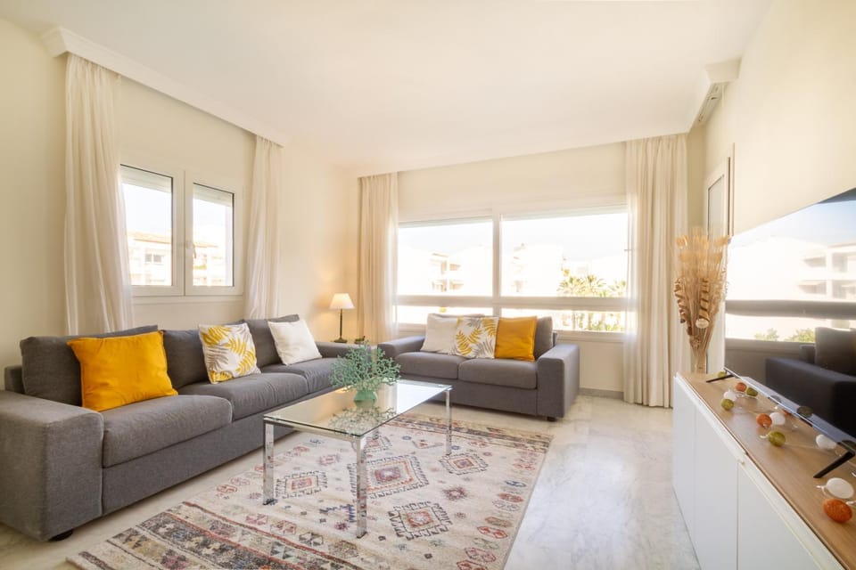 Day, TV and multimedia, View (from property/room), Living room, Seating area