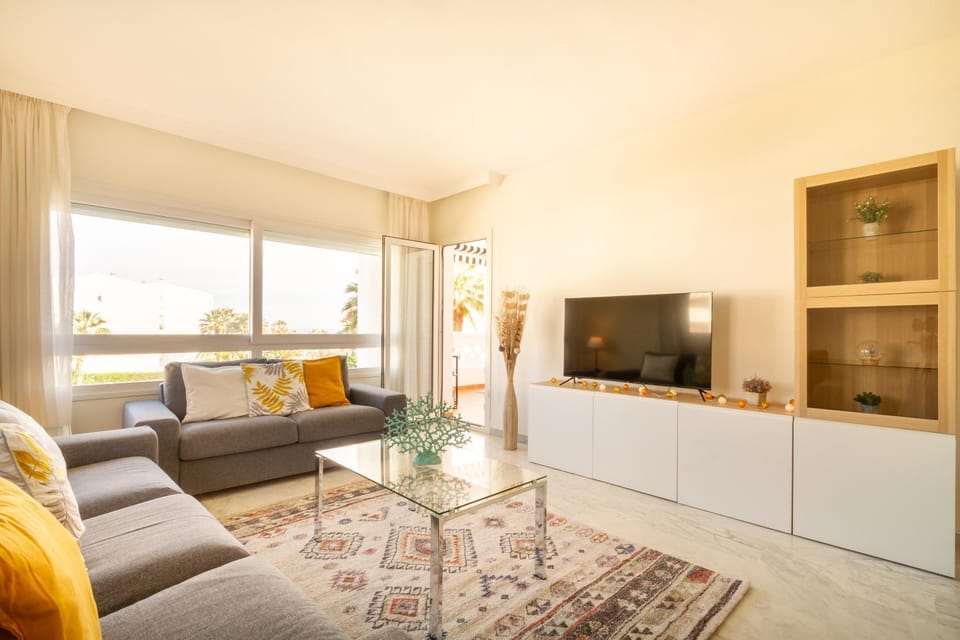 Day, TV and multimedia, View (from property/room), Living room, Seating area