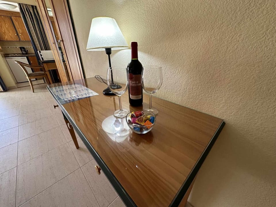 Communal lounge/ TV room, TV and multimedia