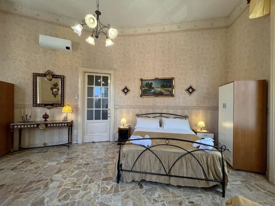 Palazzo Vitrano Tourist apartment 2 Apartment in Catania