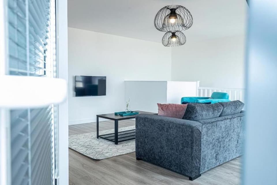 Bayard Apartments - Two Bedroom - Duplex Penthouse Apartment Apartment in Huntingdonshire District