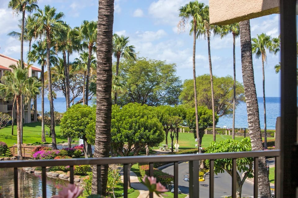 Kamaole Sands 1-302 Apartment in Wailea