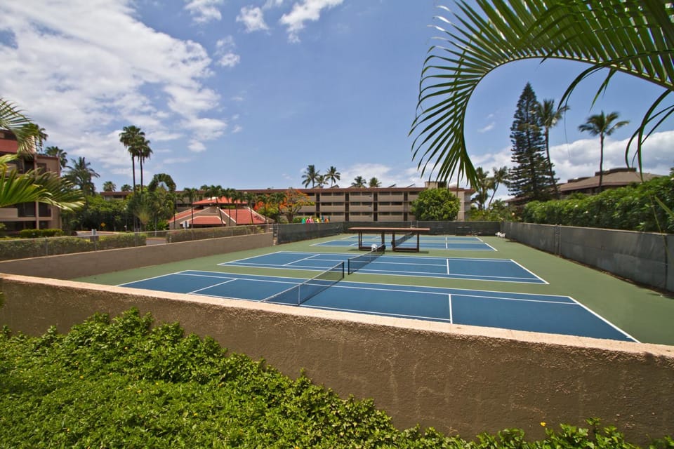 Kamaole Sands 8-410 Apartment in Wailea