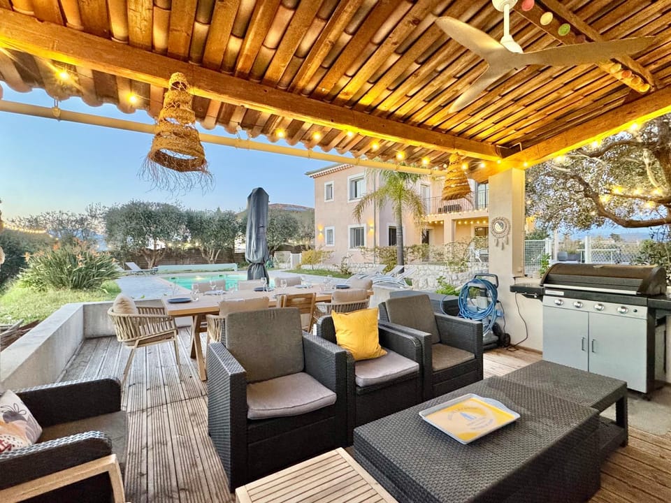 BBQ facilities, BBQ facilities, Garden, Garden, Dining area