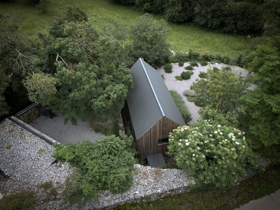 Property building, Garden view