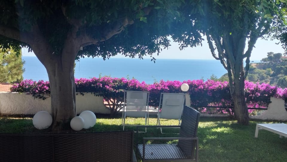 Dimore Acquasale- Sea View Houses Apartment in Calabria