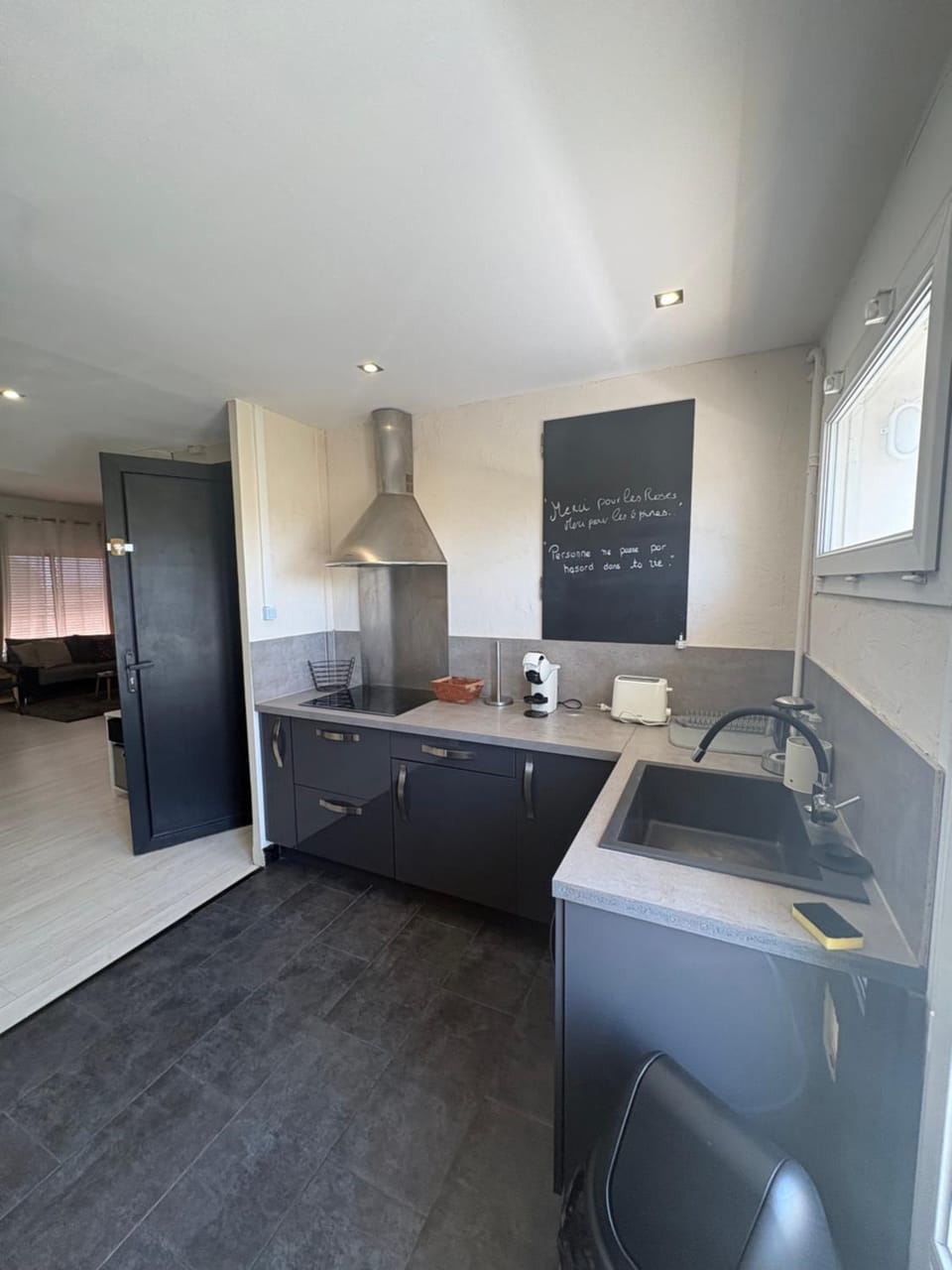 Le Saint pierre Appartement à 5 minutes à pieds du centre-ville Apartment in Arles