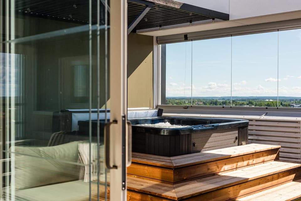 Patio, Day, Hot Tub, View (from property/room), Balcony/Terrace, Open Air Bath