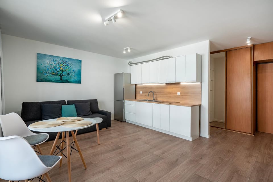 Kitchen or kitchenette, Living room, Dining area