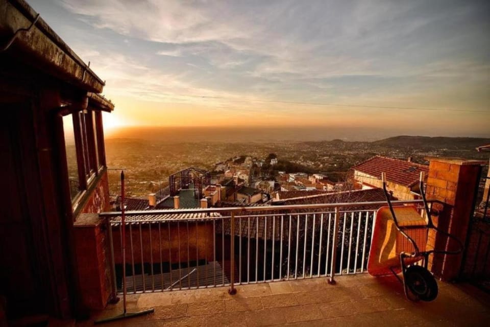 Day, Natural landscape, View (from property/room), Balcony/Terrace, City view, Mountain view, Sunrise, Sunset