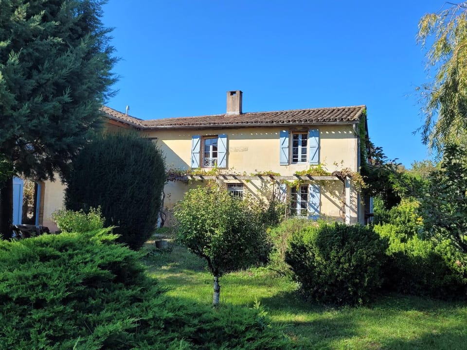 Property building, Garden