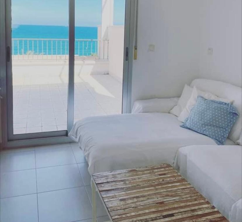 Apartamento Primera Línea de playa Apartment in Andalusia