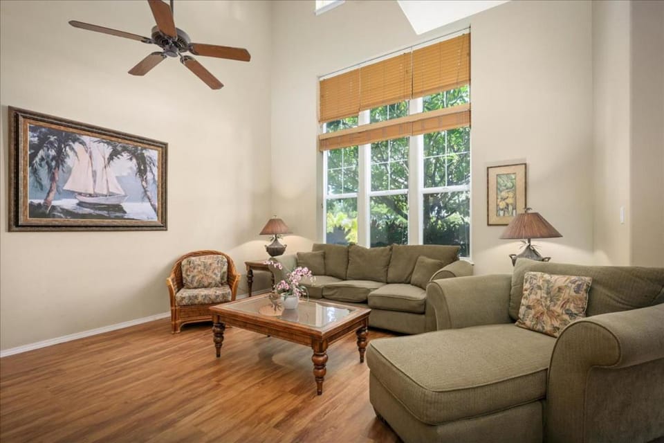 Waikoloa Colony Villas 2703 by Maui Condo Apartment in Puako