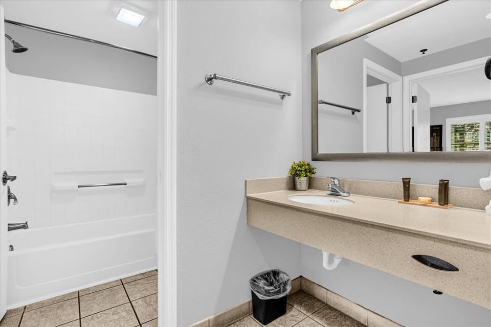 Shower, Bathroom, Bath