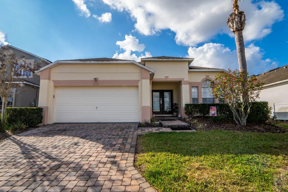 West Haven Villa S House in Four Corners