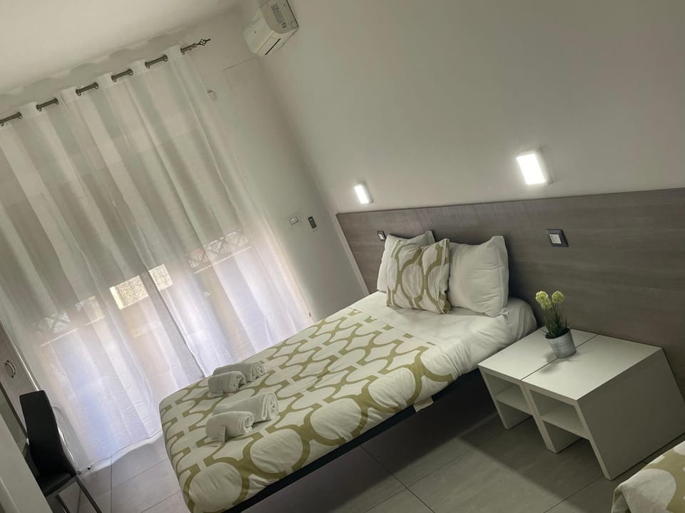 Tiburtina Royal Suites Bed and Breakfast in Rome