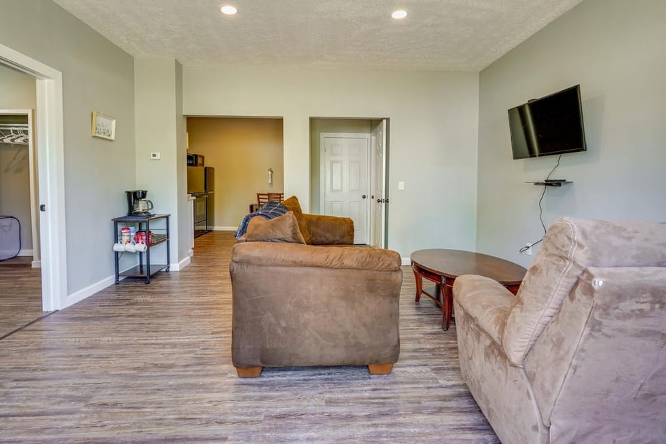 Zanesville Vacation Rental Near Downtown Apartment in Zanesville