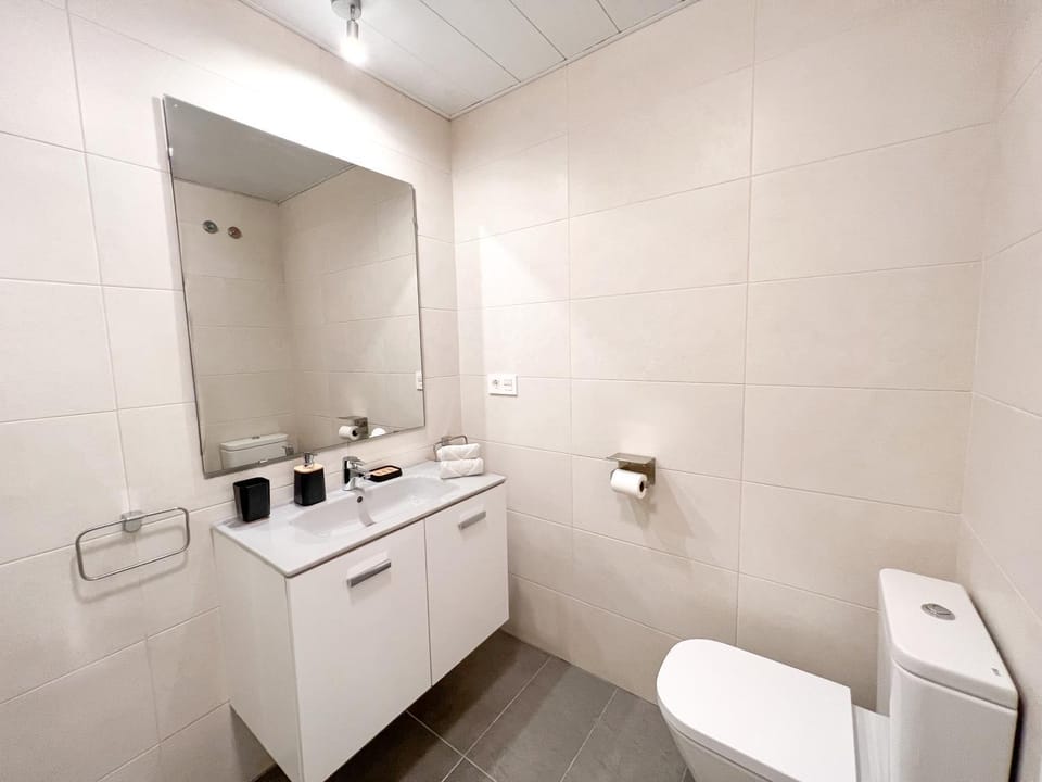 Bathroom, Bath, heating, towels