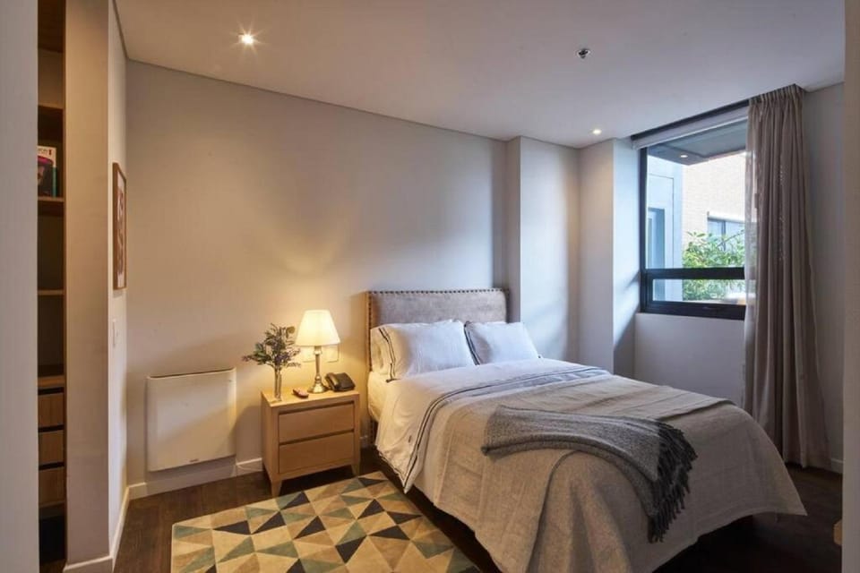 Bed, TV and multimedia, Photo of the whole room, Bedroom, heating