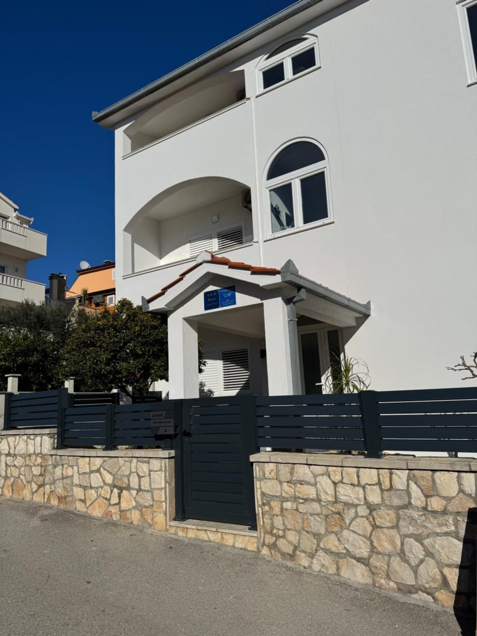 Apartmani LM Apartment in Okrug Gornji