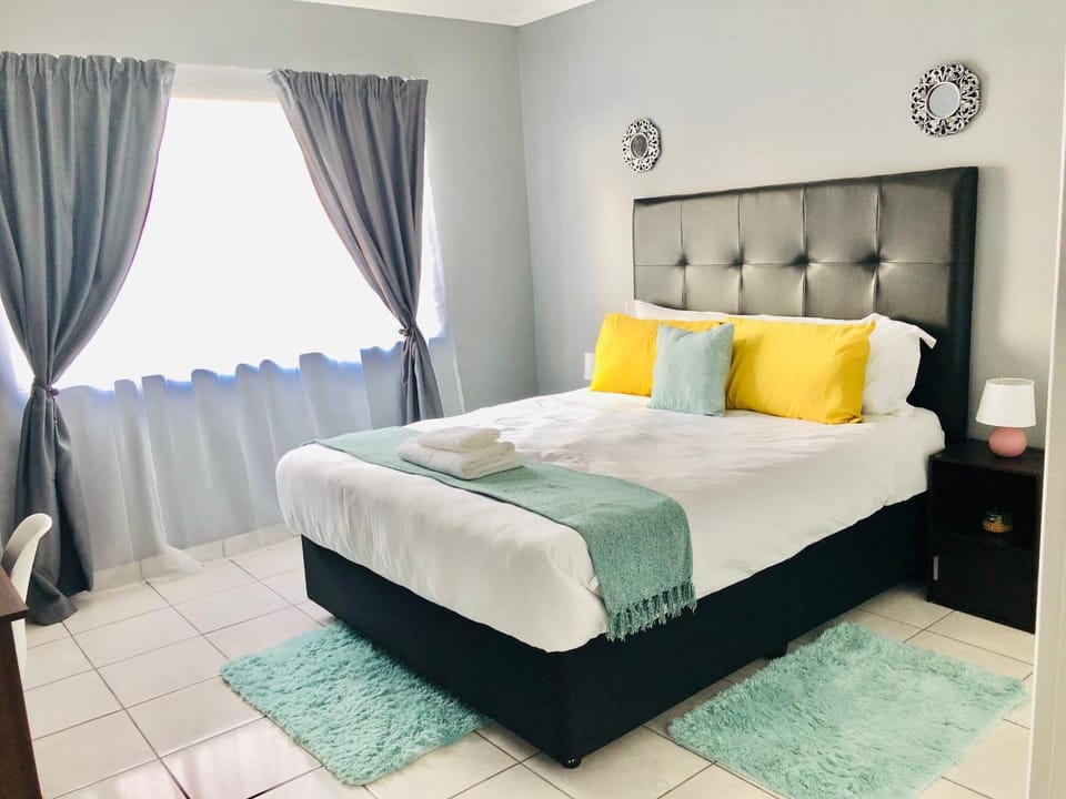 Menlyn Comfort Apartment in Pretoria