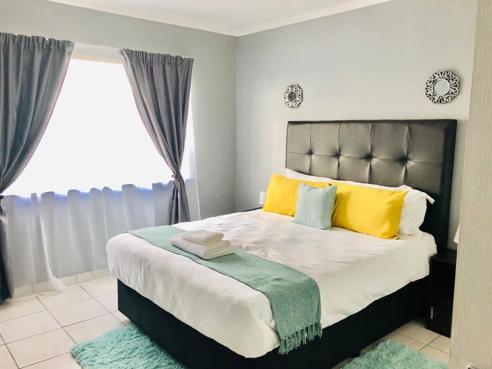 Menlyn Comfort Apartment in Pretoria
