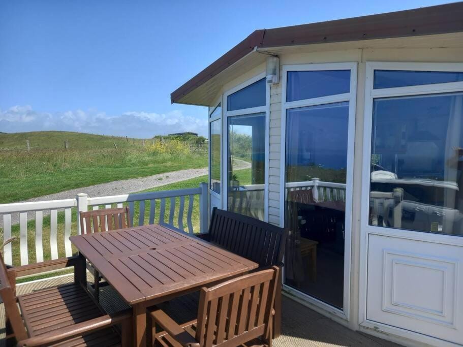 Bay View - fantastic views of Whitsand Bay House in England
