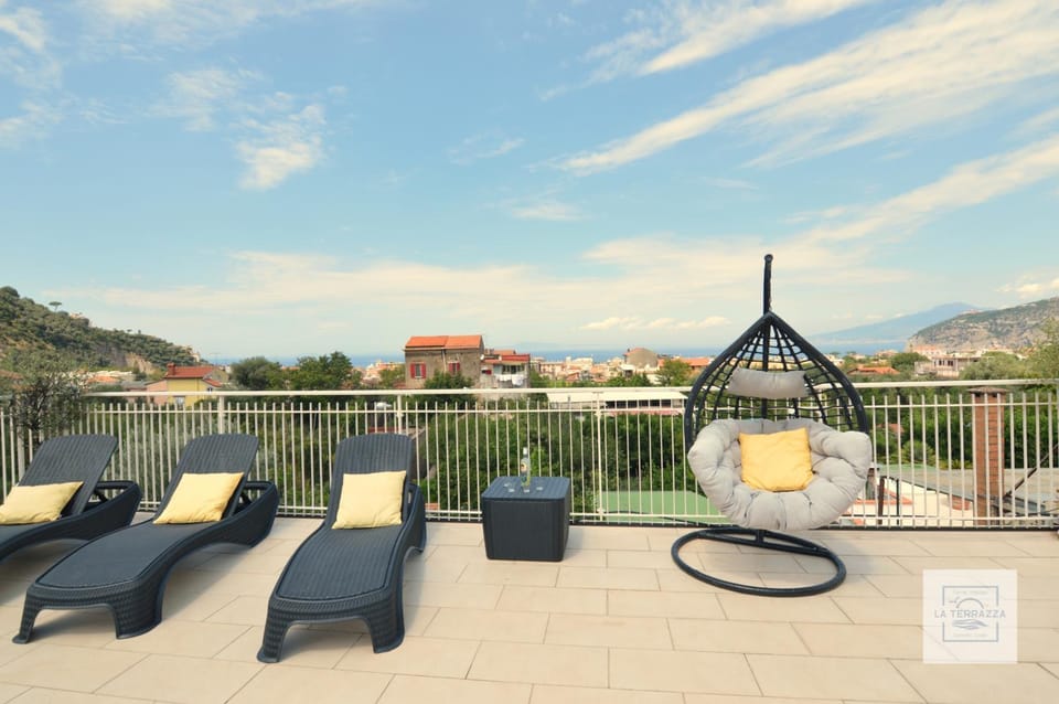 Patio, View (from property/room), Balcony/Terrace, Balcony/Terrace, Seating area