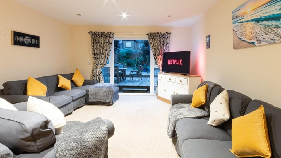 TV and multimedia, Living room